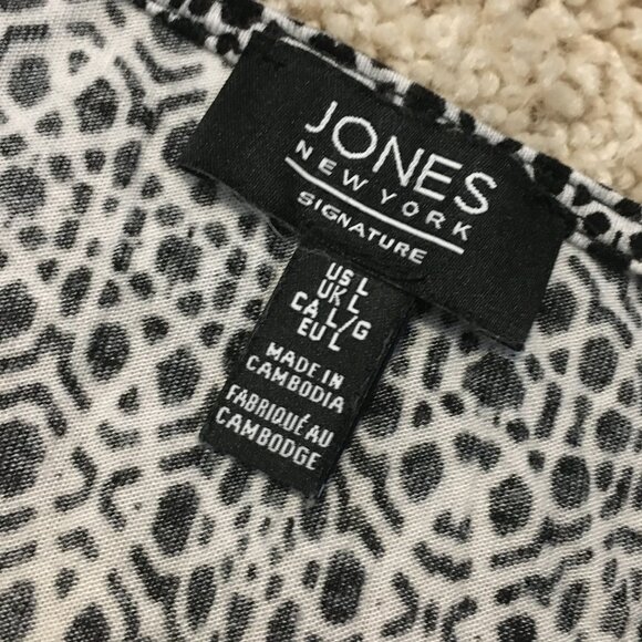 Jones New York Off the Shoulder Coastal Handkerchief Hem Top - Picture 9 of 15